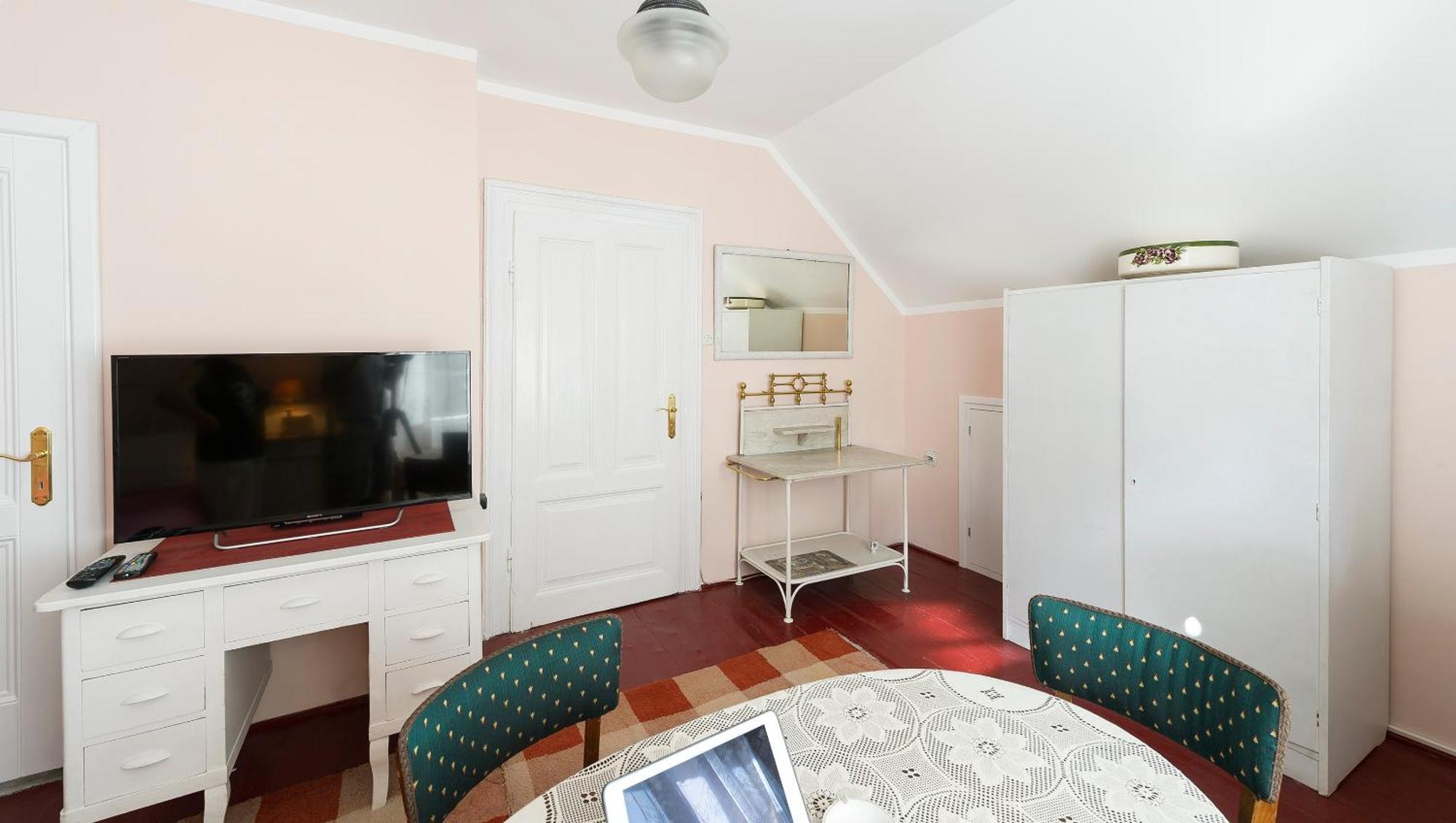 La Vecchia Casa Hotell Cetinje Rum bild
